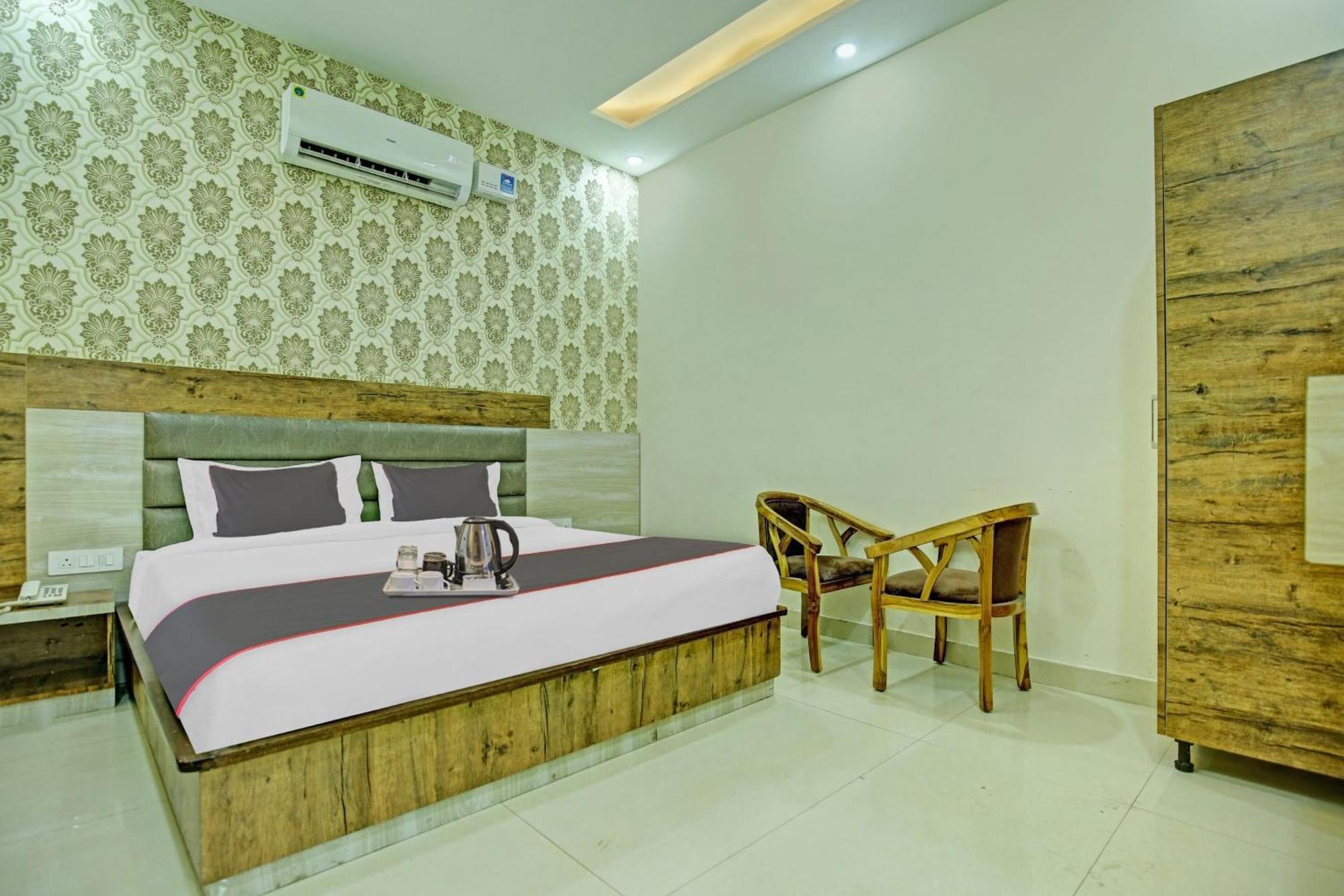 Collection O Rd Hotel Zirakpur Ngoại thất bức ảnh